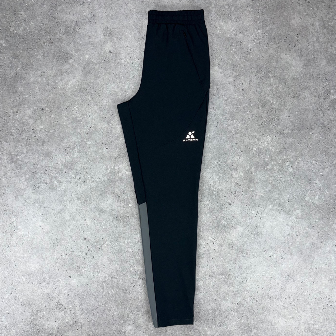 Altryn Anderson 1/4 Zip set 'Black/Grey'