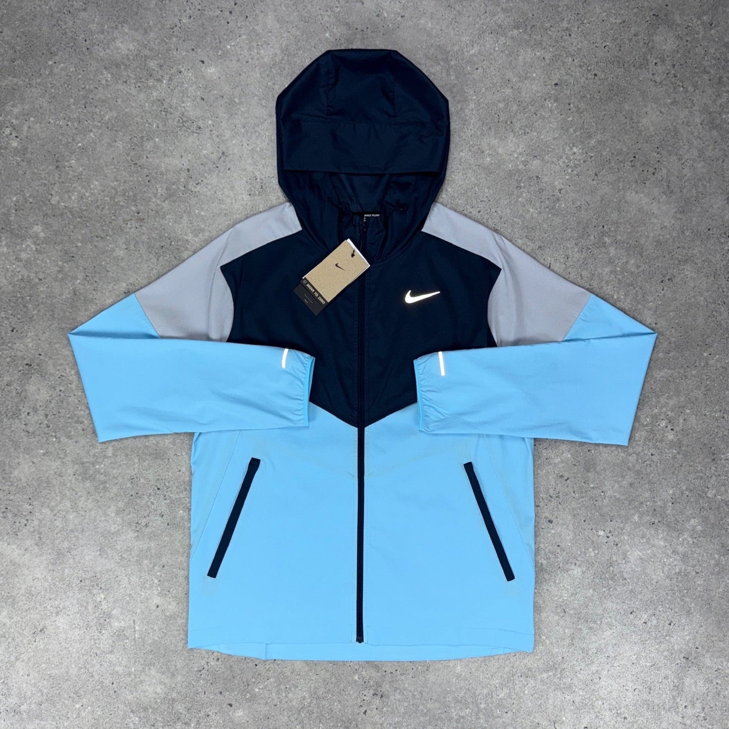 Nike windrunner 'aquarius blue' short set