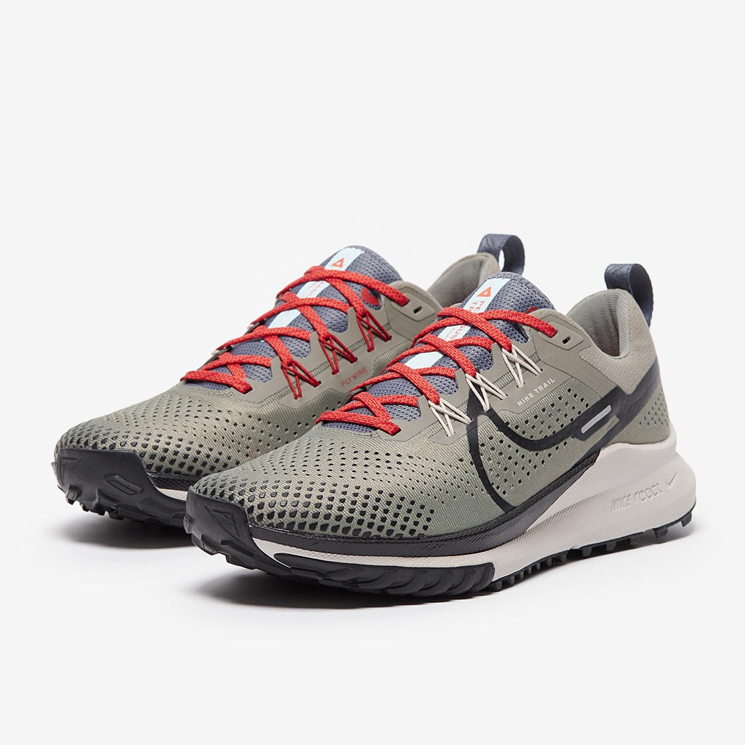 Nike React Pegasus Trail 4