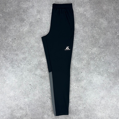 Altryn Cunningham Track Pants 'Black/Grey'