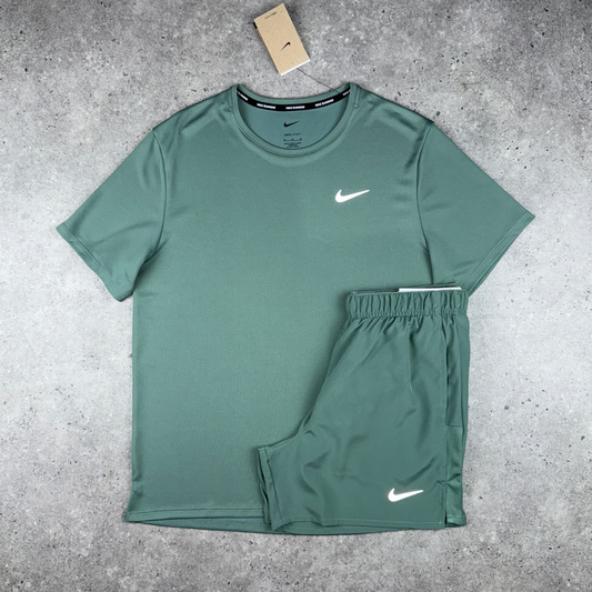 Nike uv miler 'clay green' set