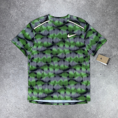 Nike graphic miler set 'green strike'
