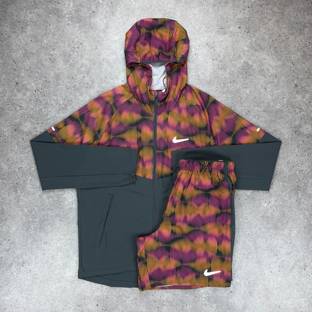 Nike graphic challenger 18cm shorts 'playful pink'