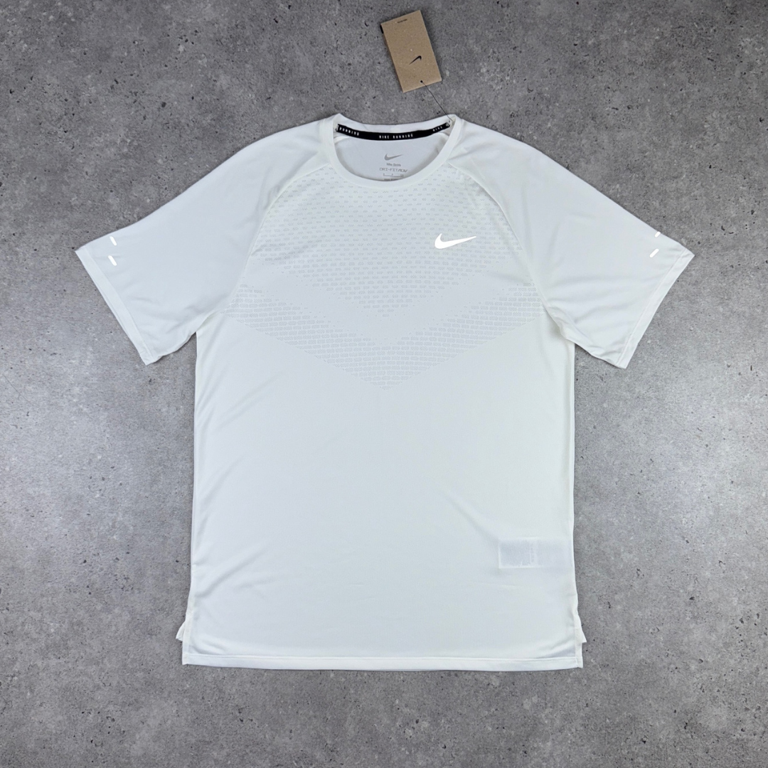 Nike stride t-shirt 'sail'
