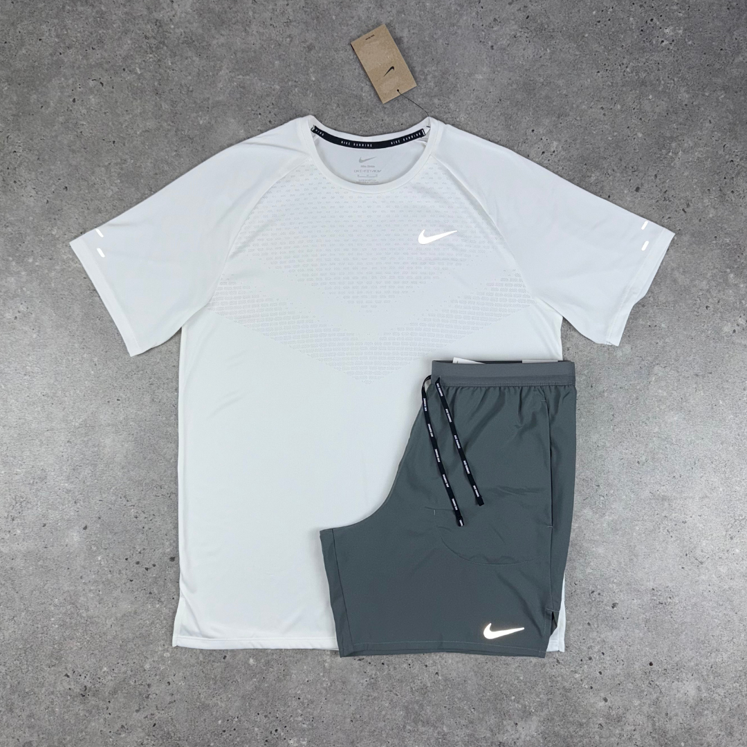 Nike 1/4 zip stride short tri-set 'grey/white'