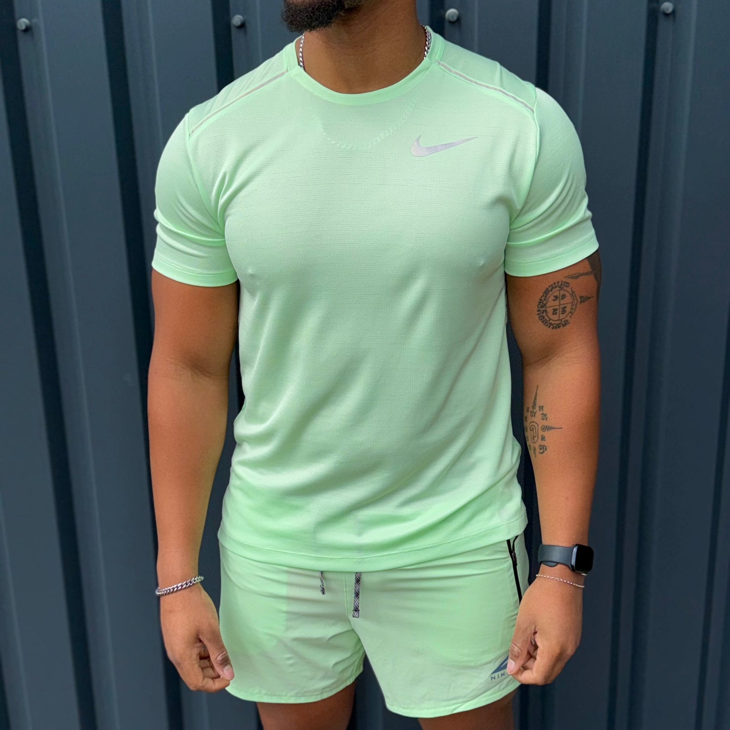Nike windrunner miler short tri-set 'vapour green'
