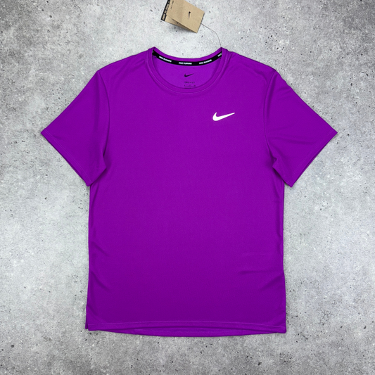 Nike uv miler 'vivid purple'