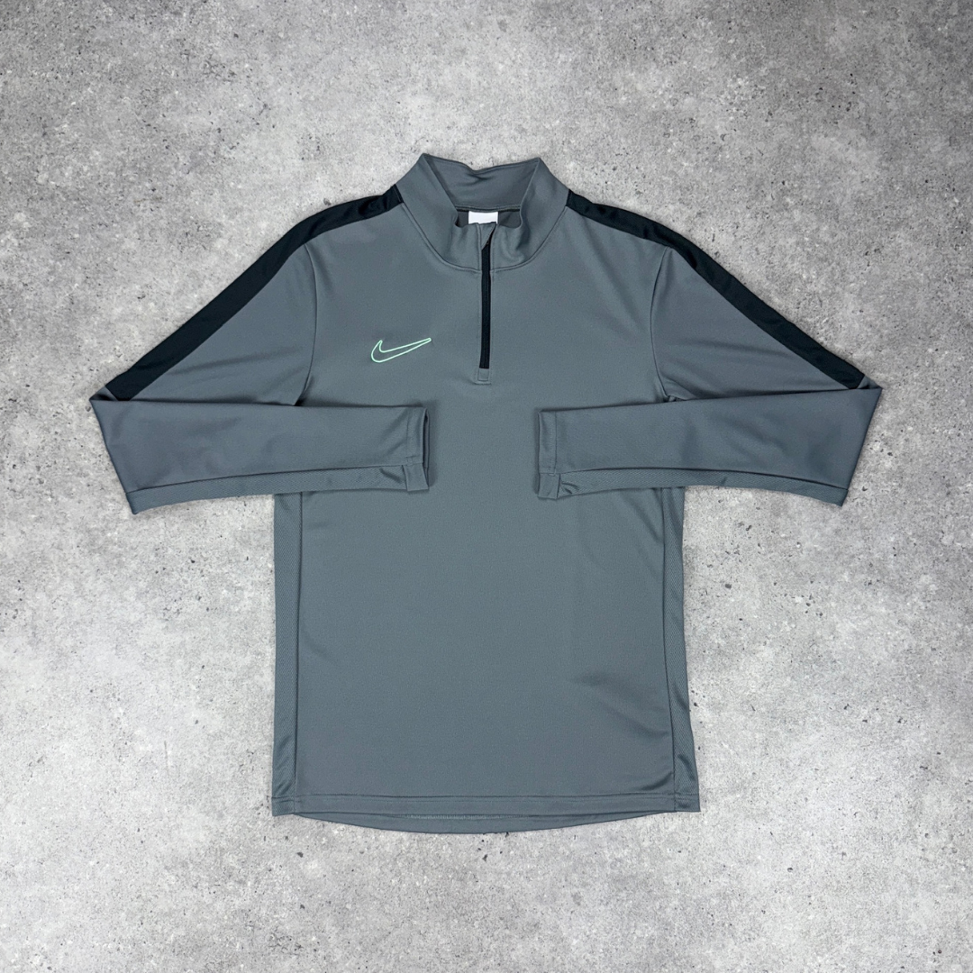 Nike dri-fit 1/4 zip 'grey/black'